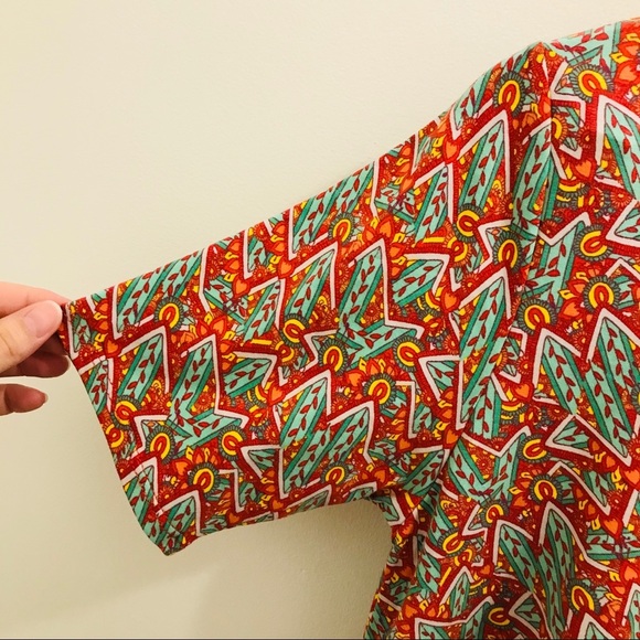 NWT Lularoe Perfect T Small Leaves green orange t-shirt top - Picture 5 of 10